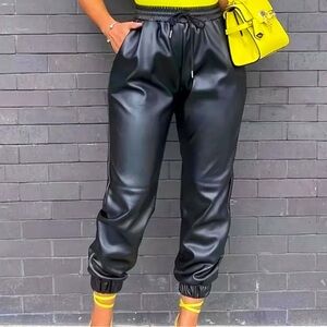 Nine West Faux Leather jogger size L. Sexy Stylish